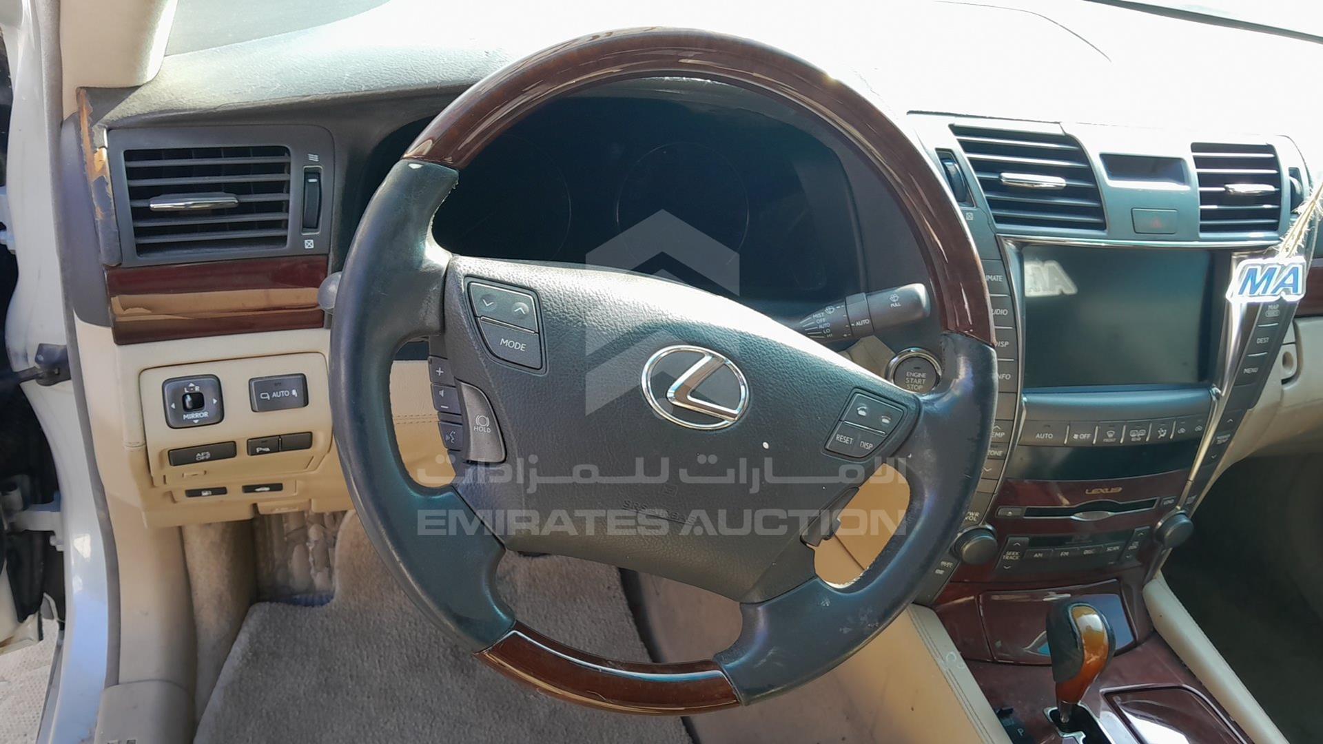 2007 LEXUS LS 460 L VIN: JTHGM46F375017716
