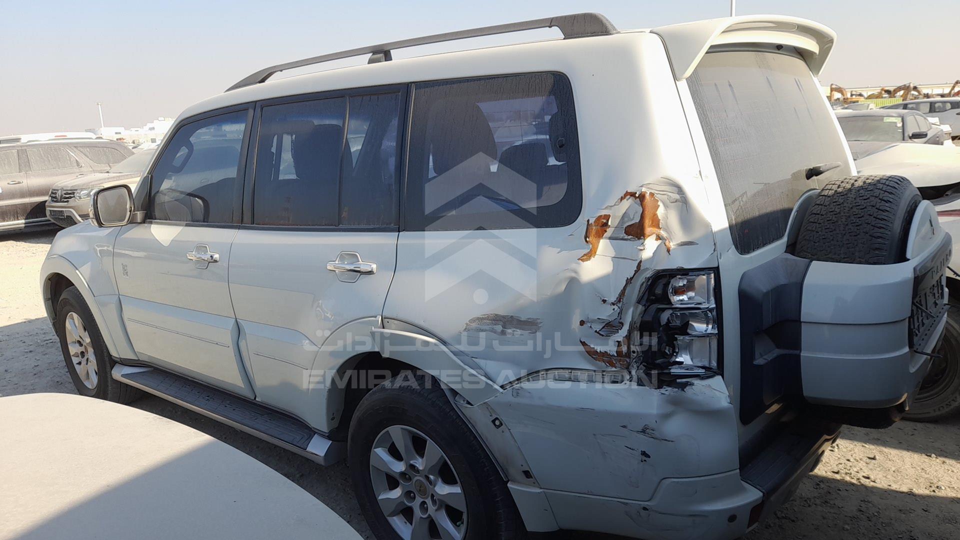 2013 MITSUBISHI PAJERO VIN: JMYLRV95WDJ702310