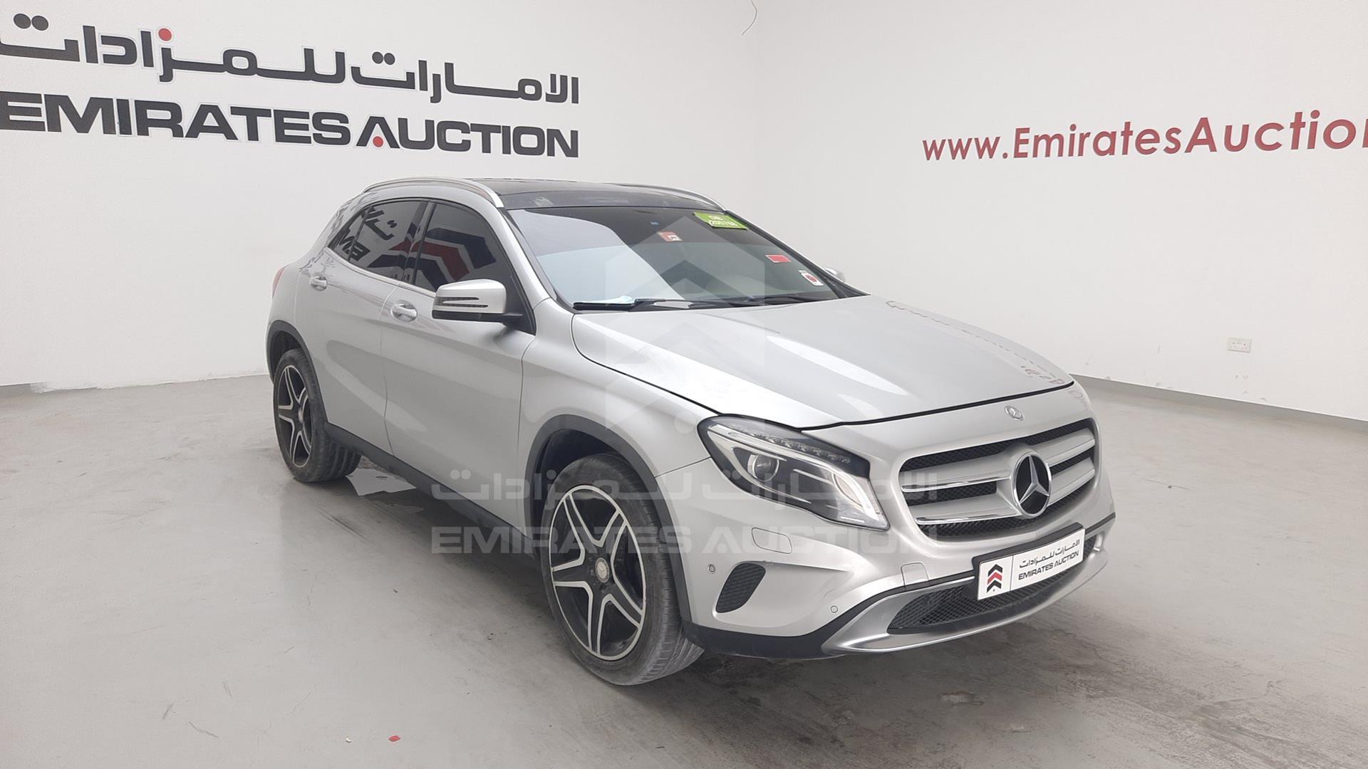 2015 MERCEDES GLA 250 VIN: WDCTG4GB3FJ138717