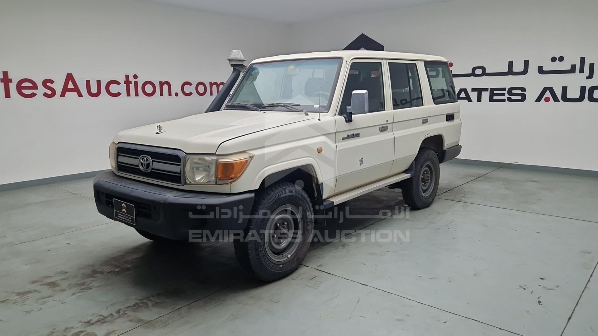 2012 TOYOTA LAND CRUISER VIN: JTGEB73J5C9008241