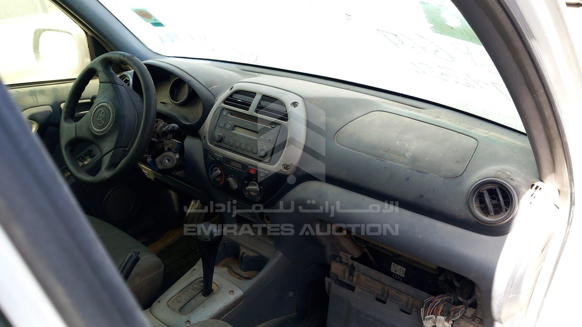 2001 TOYOTA RAV-4 VIN: JTEHH20V510111028