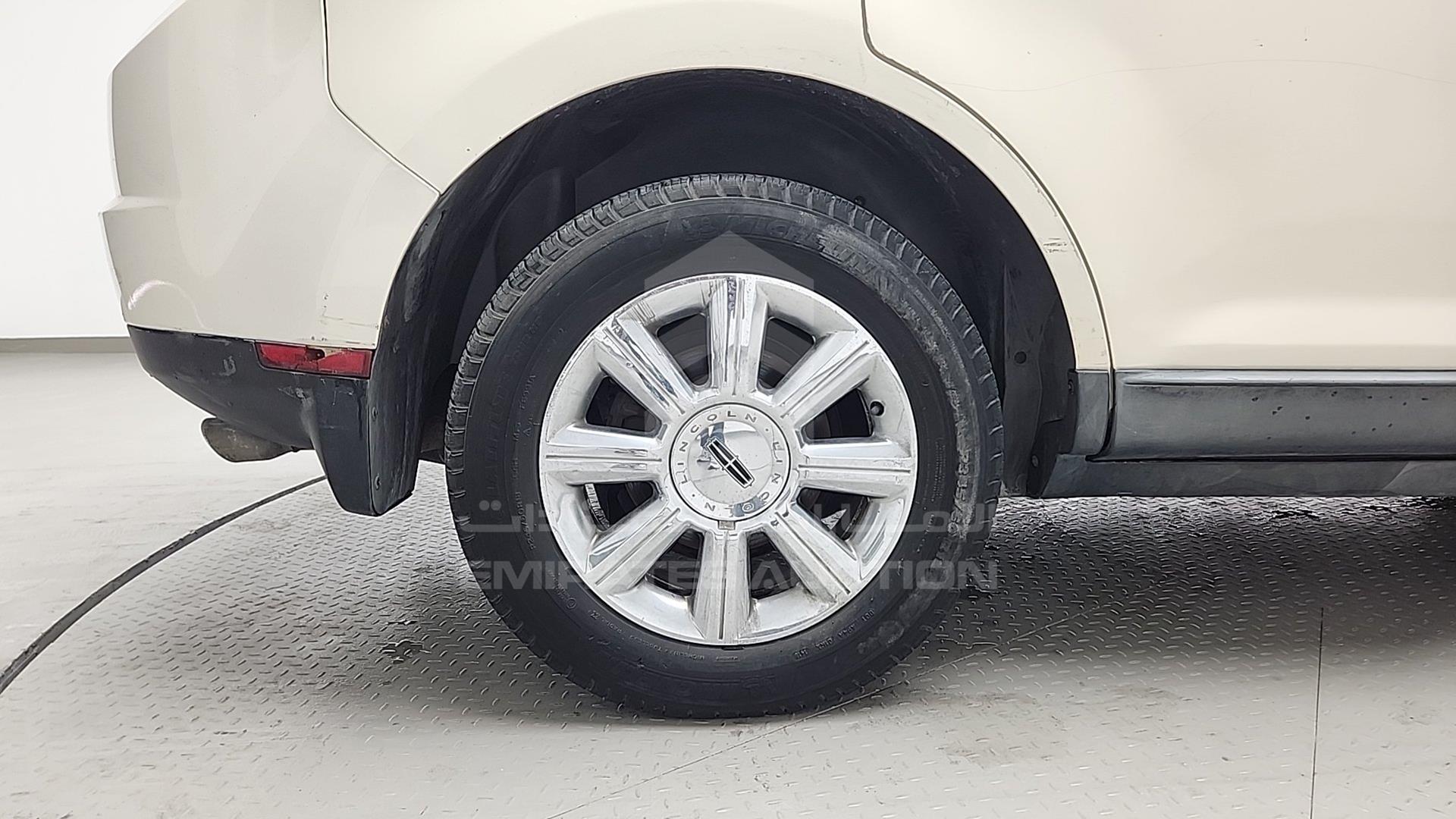 2007 LINCOLN MKX VIN: 2LMDU88C77BJ34421