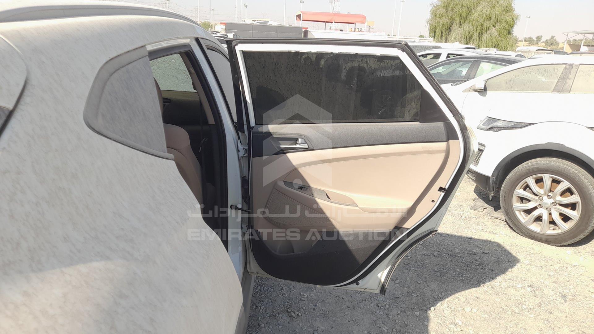 2017 HYUNDAI TUCSON VIN: TMAJ28134HJ376409