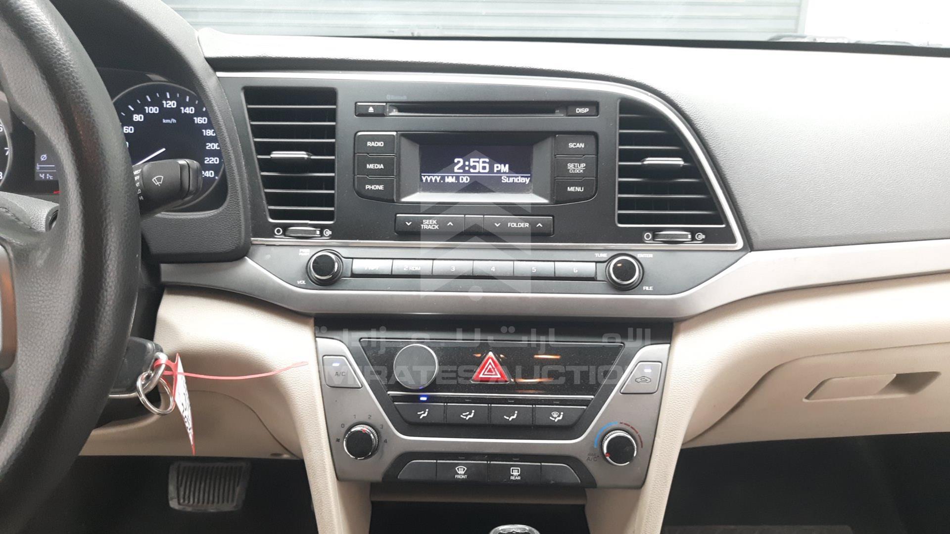 2017 HYUNDAI ELANTRA VIN: KMHD741C1HU128759