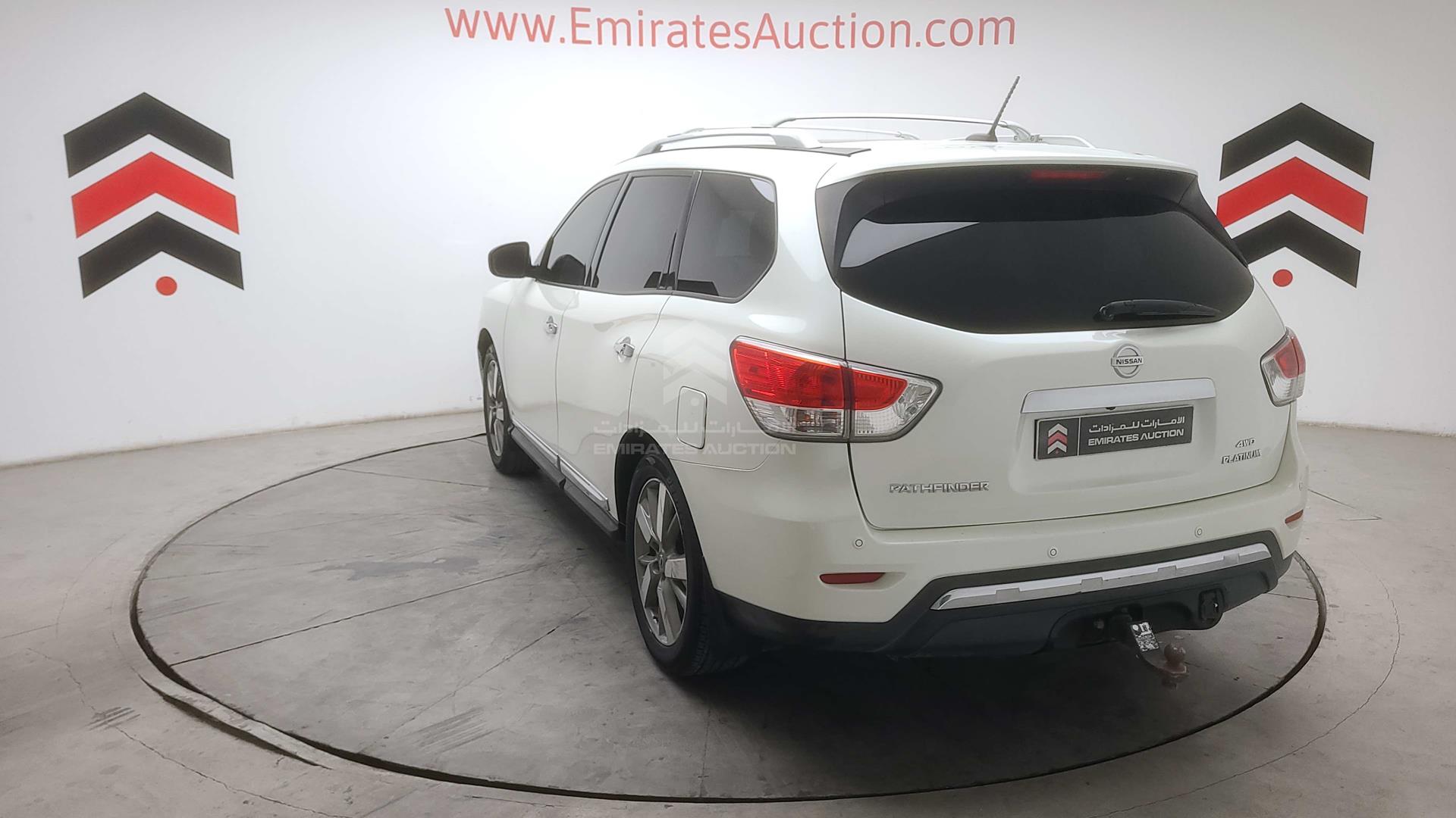 2015 NISSAN PATHFINDER VIN: 5N1AR2MM2FC701287