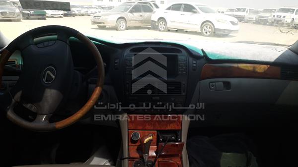 Lexus LS 430 2002 JTHBN30F120087151 Image 8