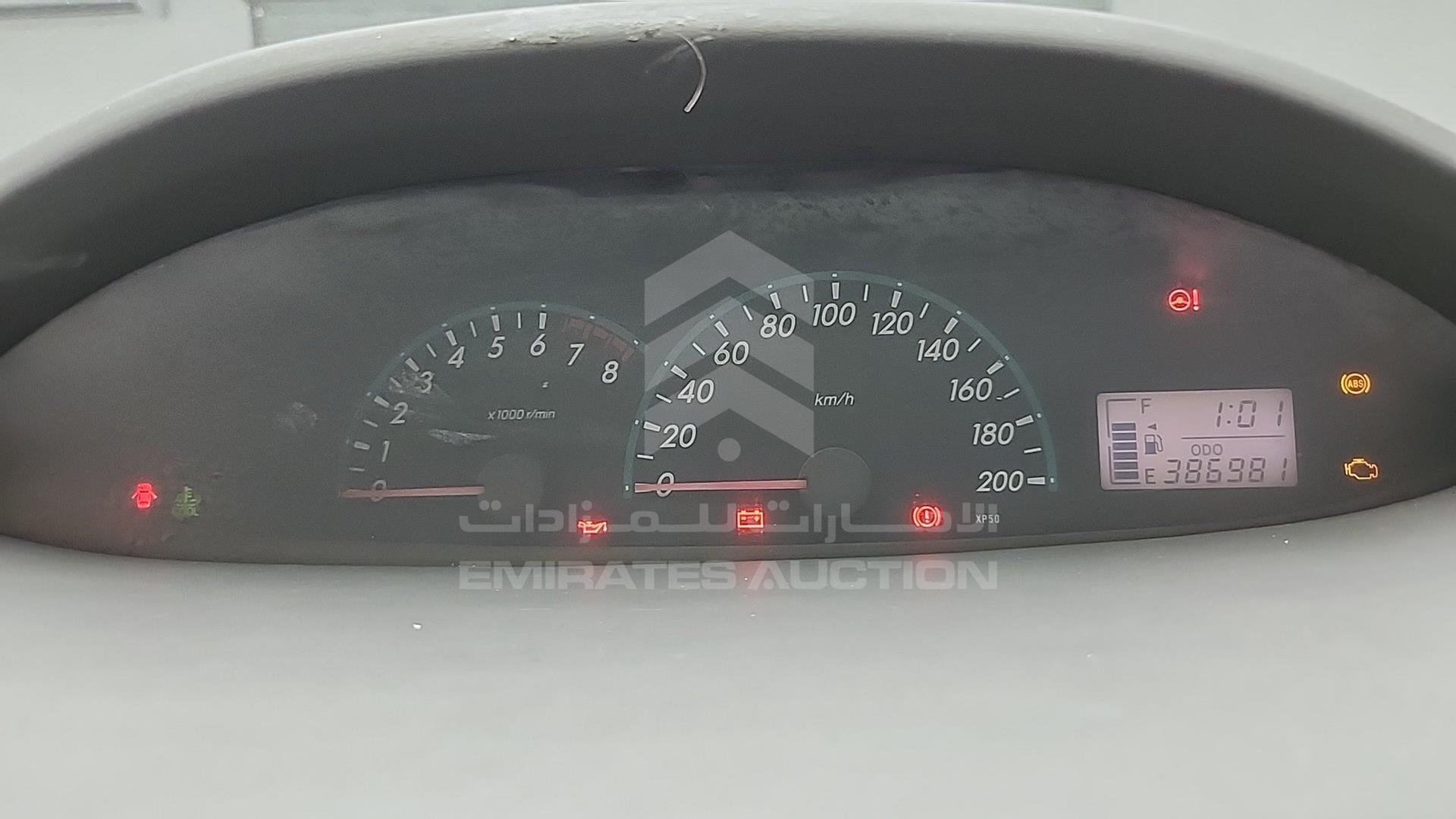 2009 TOYOTA YARIS VIN: JTDBW923194025708