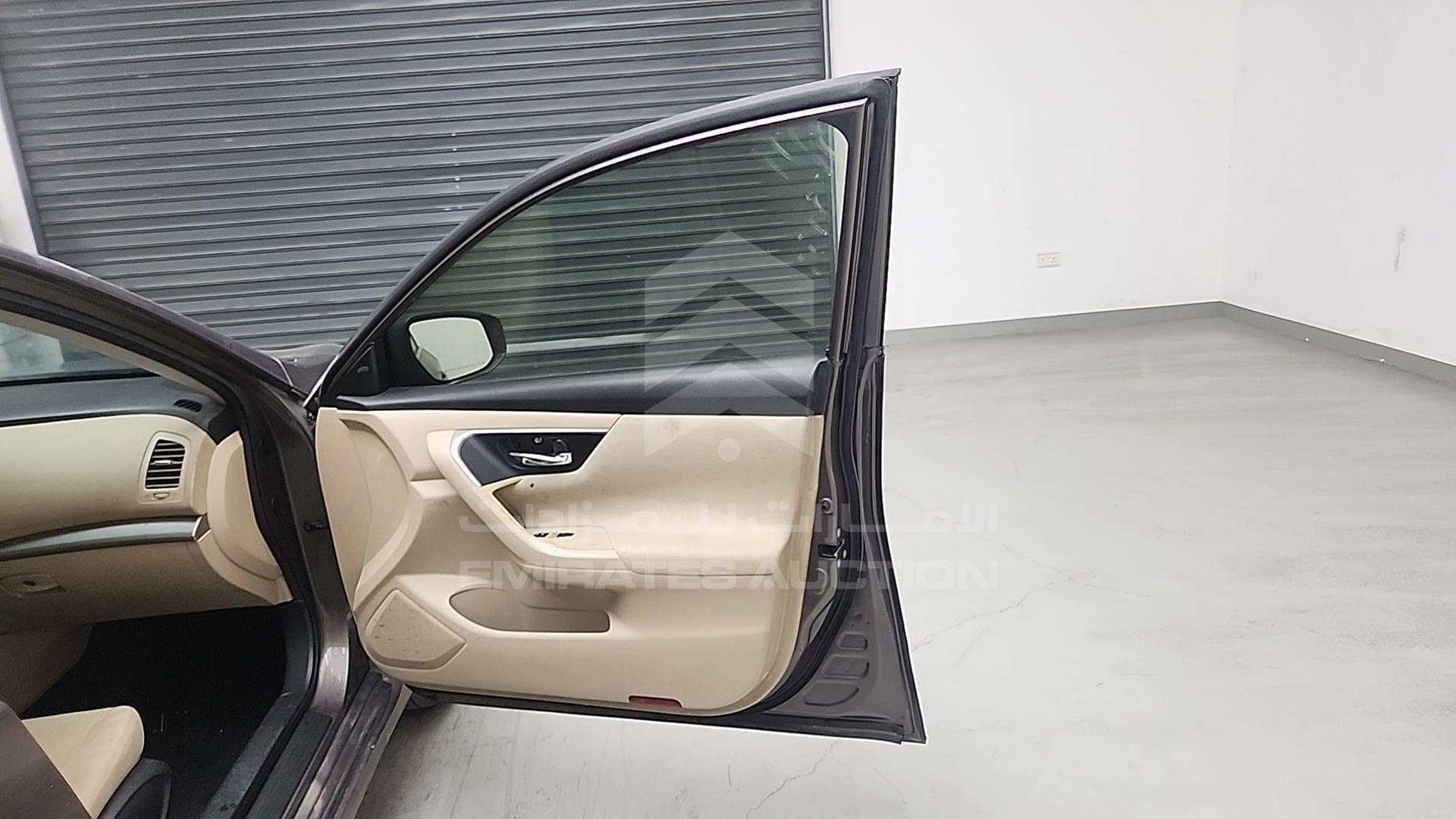2016 NISSAN ALTIMA VIN: 1N4AL3AP1GC101605