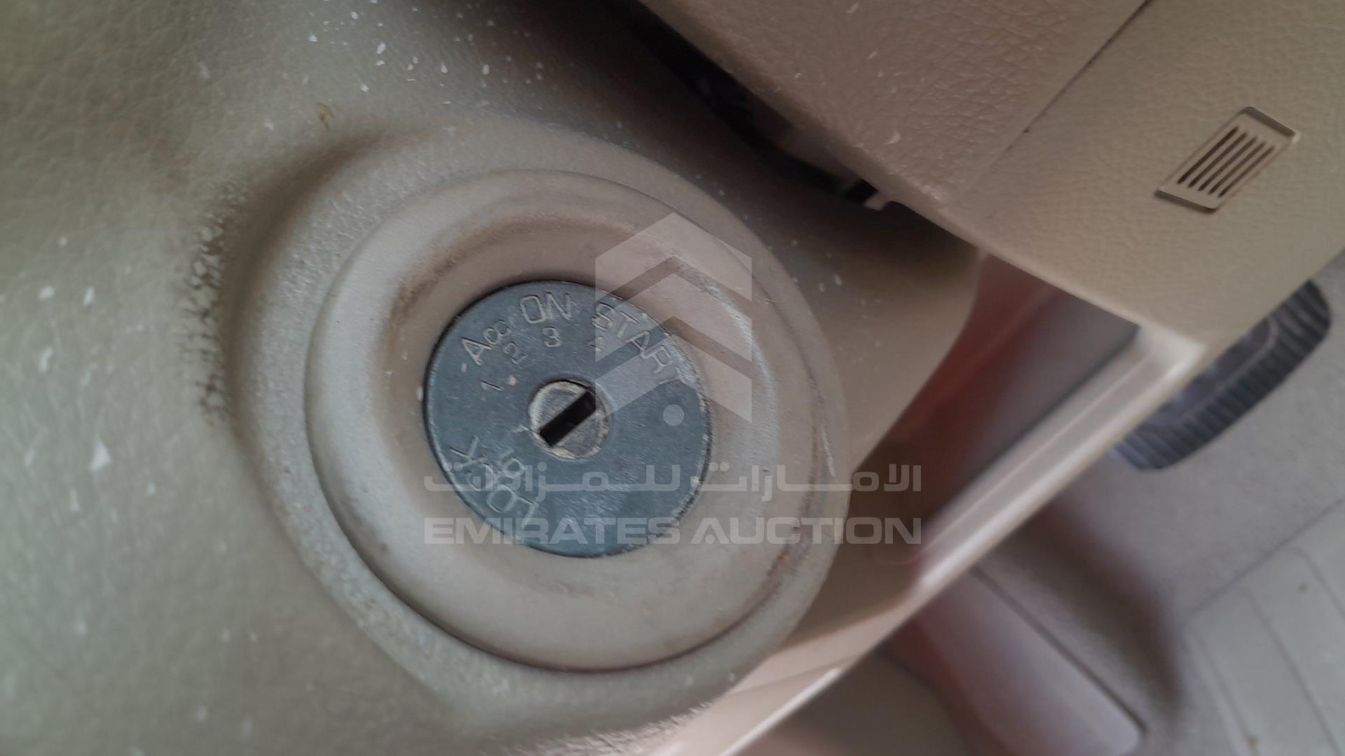 2008 NISSAN TIIDA VIN: JN1CC13C98T009339