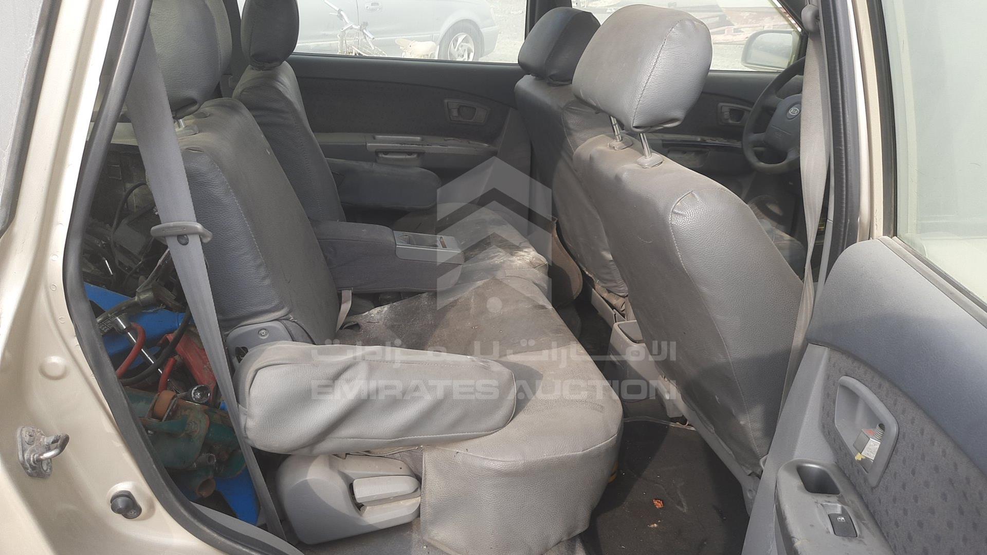 2006 KIA CARENS VIN: KNAFC526665439843