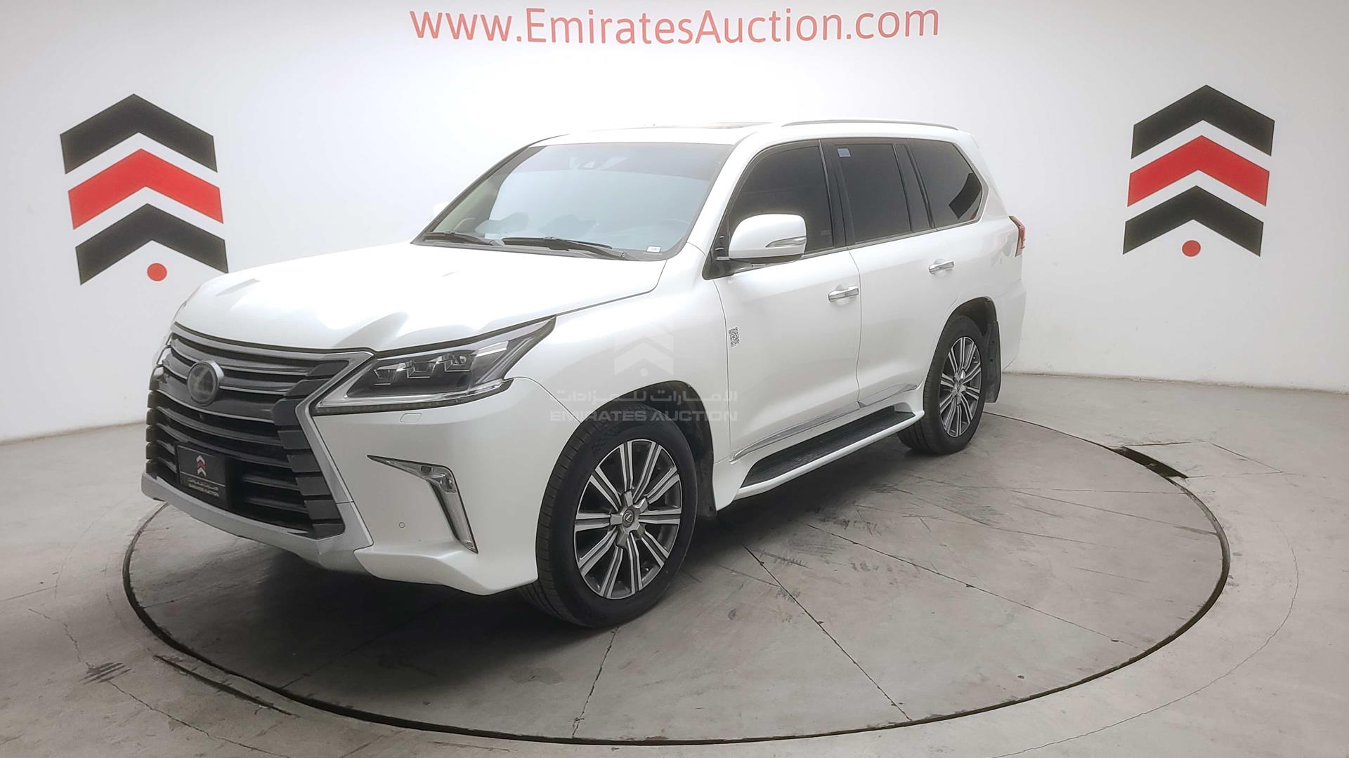 2016 LEXUS LX 570 VIN: JTJHY00WXG4203252