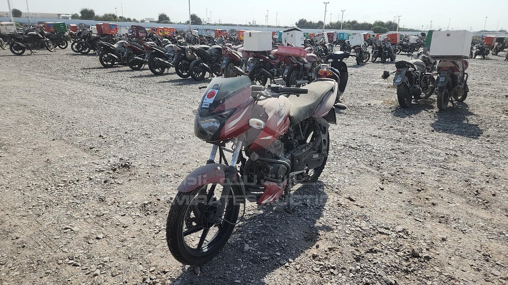 0 BAJAJ PULSAR VIN: MD2A11CX6LCE59856