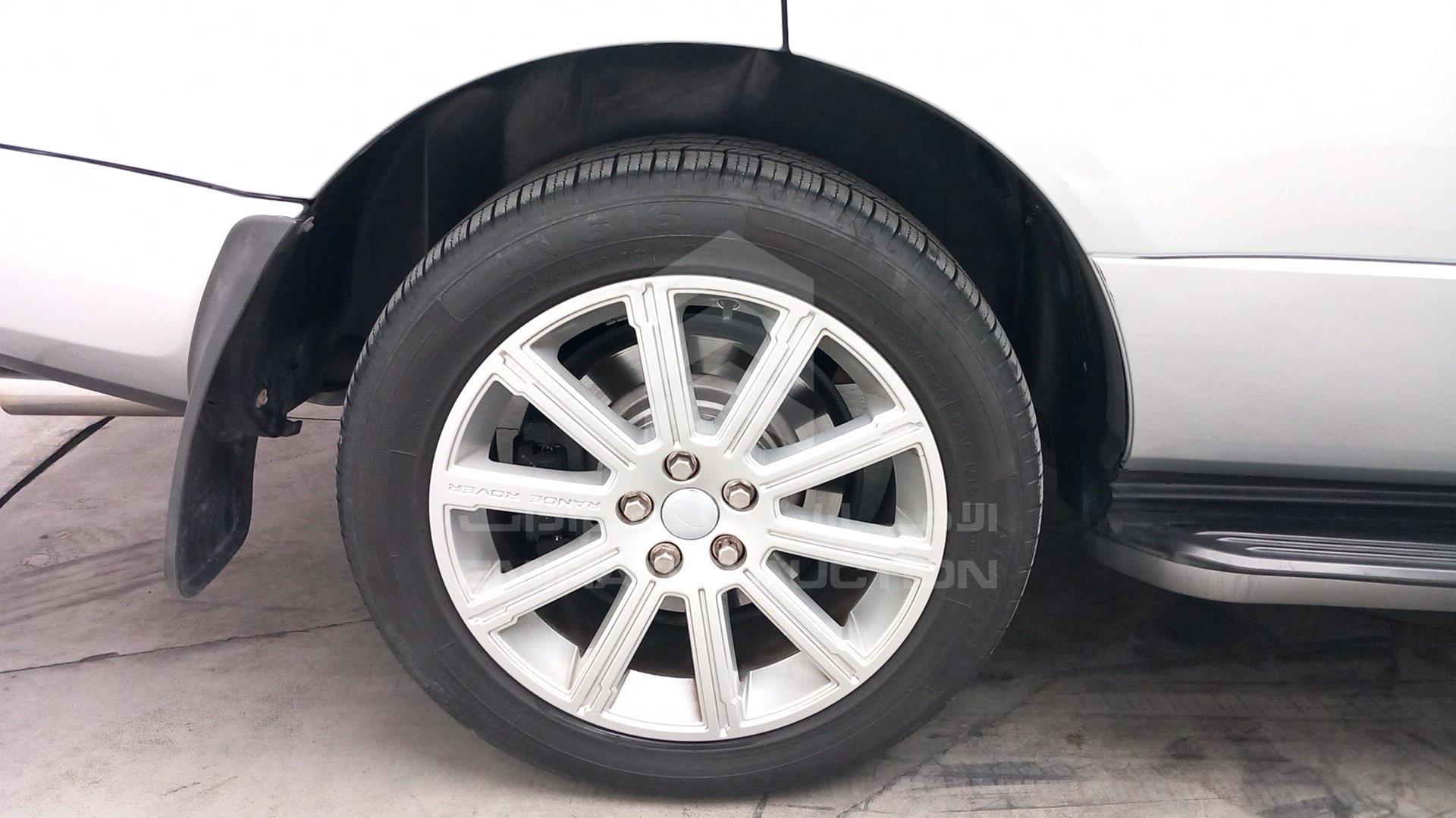 2010 RANGE ROVER VOGUE VIN: SALLMAME4AA319445