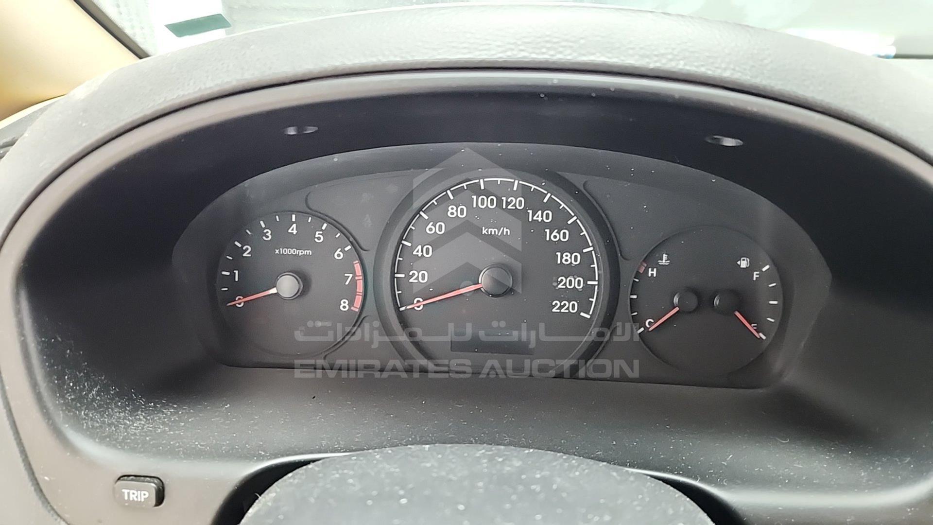 2018 HYUNDAI H1 VIN: KMJWA37R2JU946859