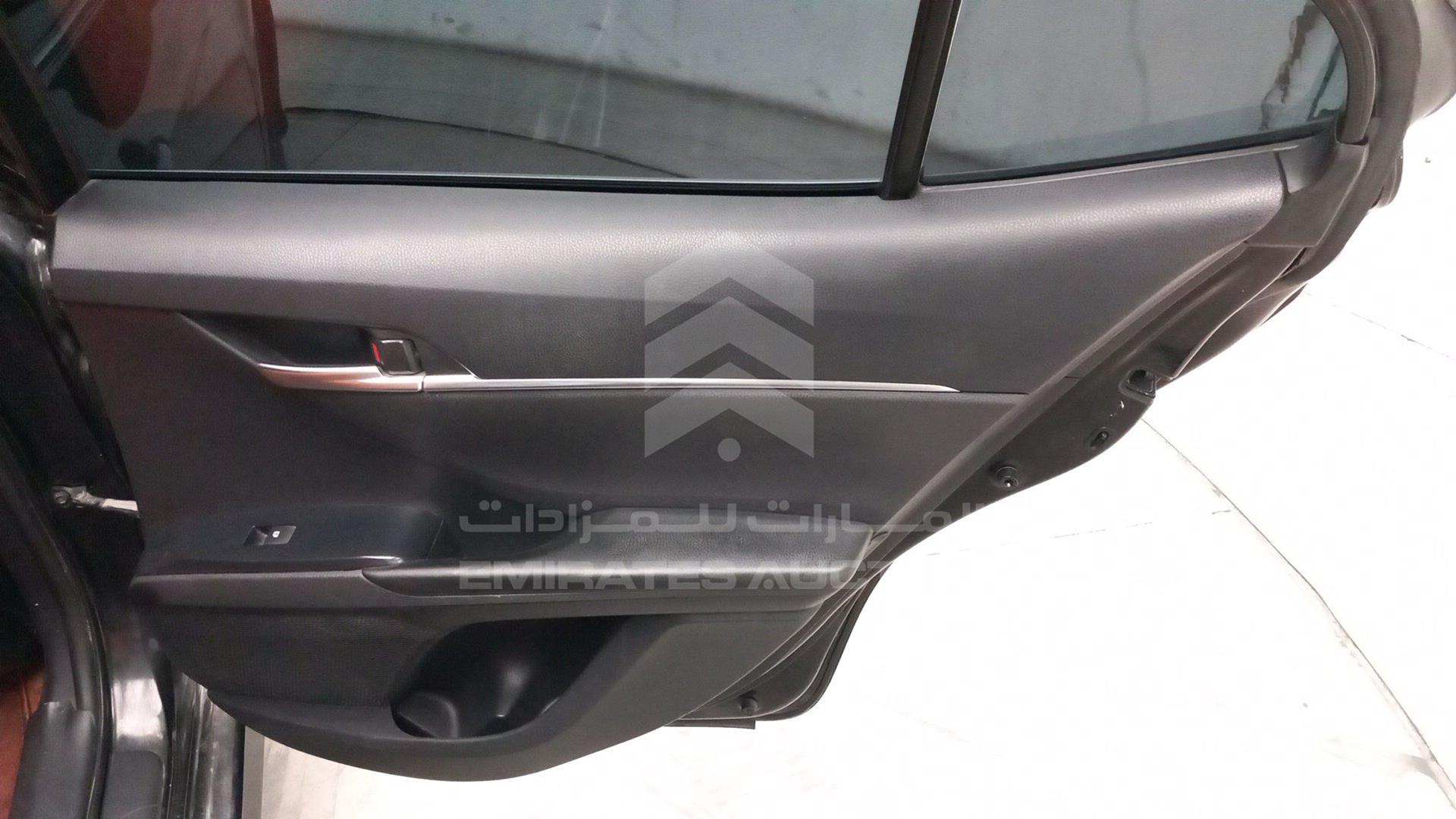 2018 TOYOTA CAMRY VIN: JTNB29HK5J3011956
