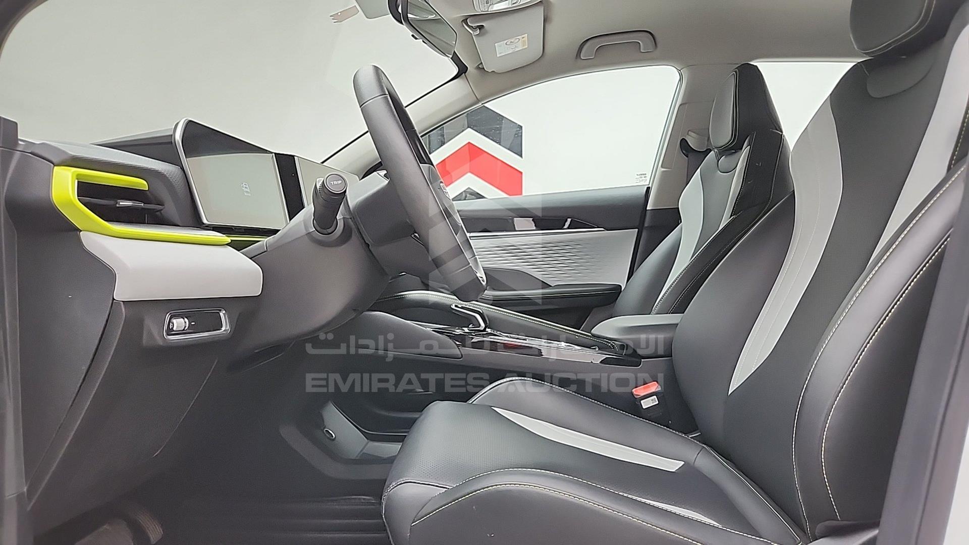 2024 GEELY COOLRAY VIN: LB3762KZ1RX503440