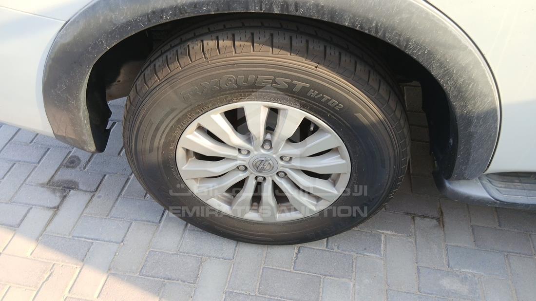 نيسان باترول 2019 — الباب الخلفي الأيمن — صورة 32