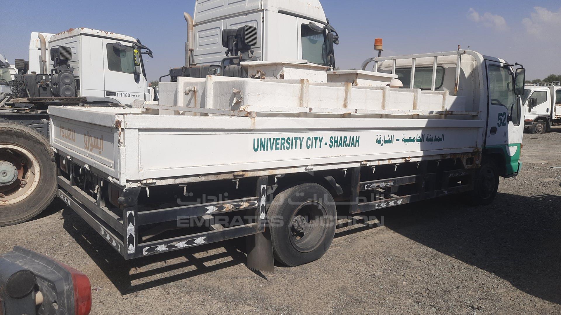 2001 ISUZU NPR VIN: JAAJP34G317P03388