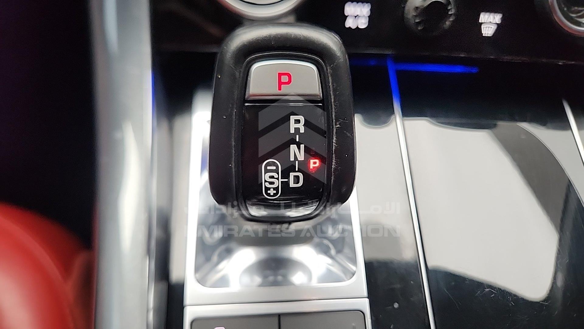 2020 RANGE ROVER SPORT VIN: SALWA2BU6LA725144