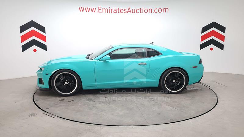 2G1FB1EV4A9210812 Auction: EmiratesAuction Lot: 405395 2G1FB1EV4A9210812 Chevrolet Camaro 2010 BLUE Photo 60