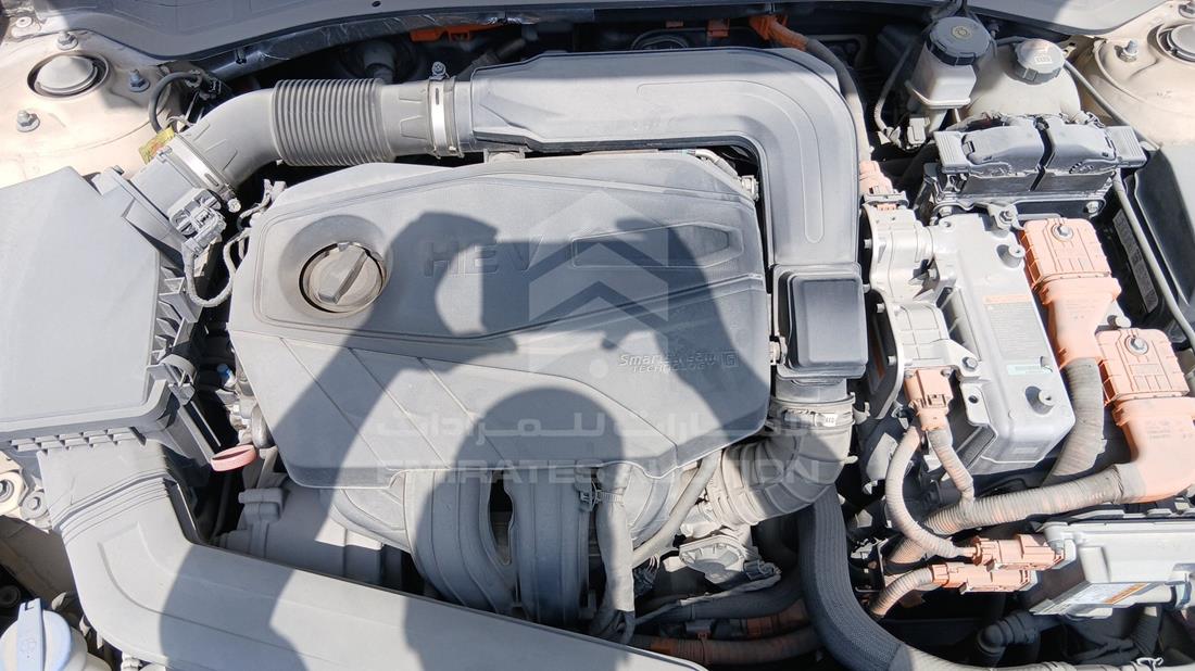 2021 Hyundai Sonata Hybrid — Engine Bay — Photo 29