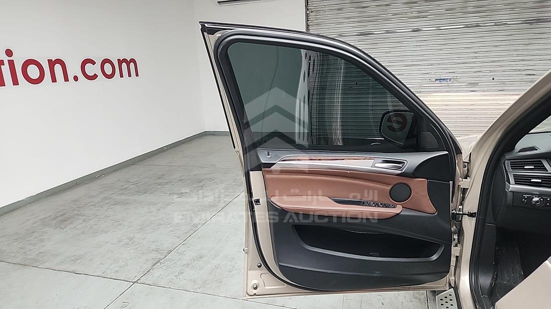 2013 BMW X5 — Front Left Door — Photo 11