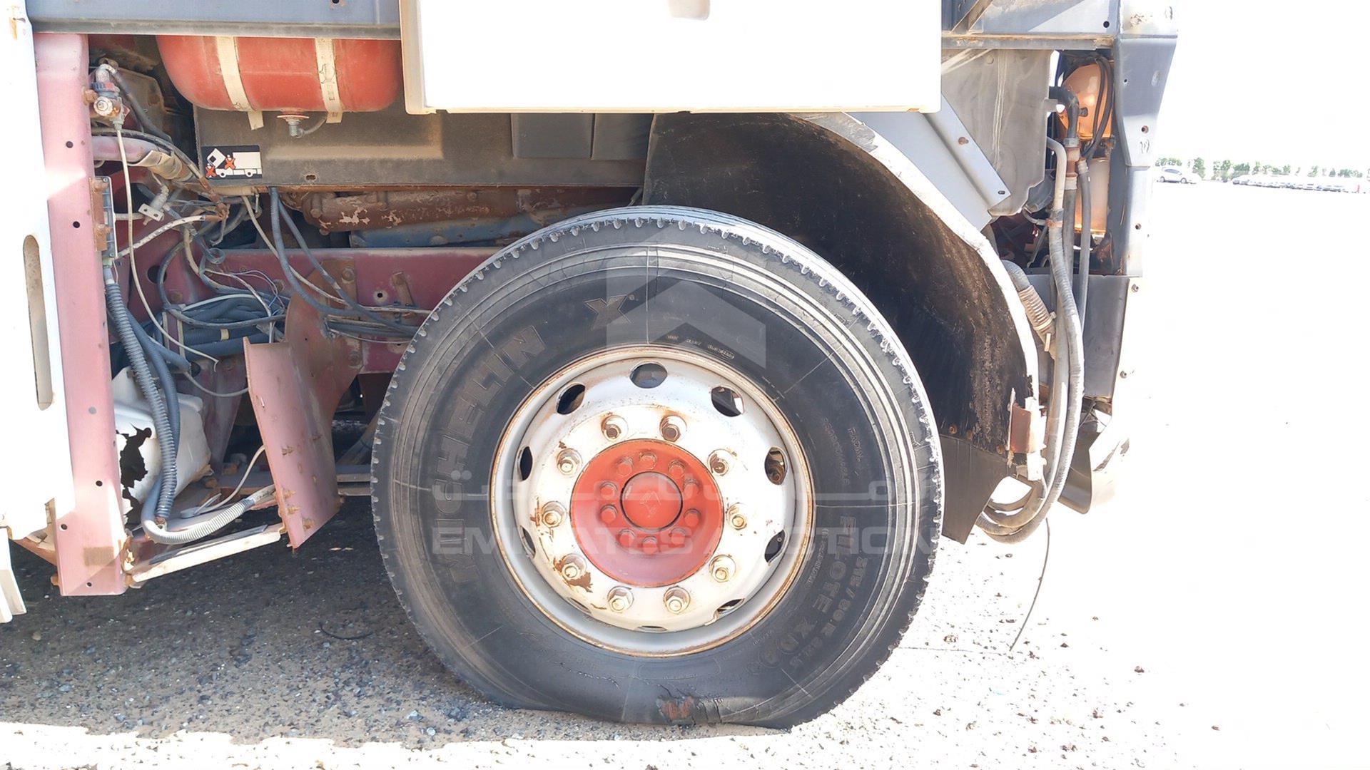 0 RENAULT TRUCK VIN: 8041132D501021103