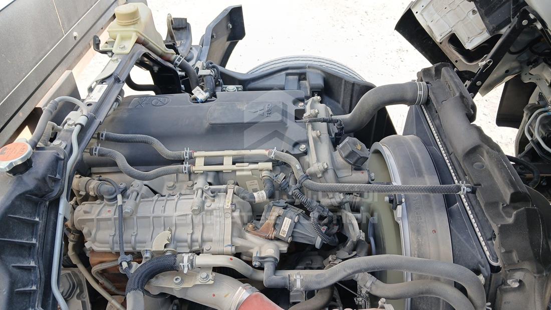 2026 Mitsubishi Canter — Engine Bay — Photo 32
