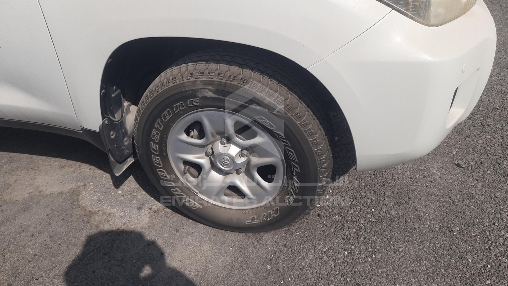 2013 TOYOTA LAND CRUISER VIN: JTMDU09J7D4064147
