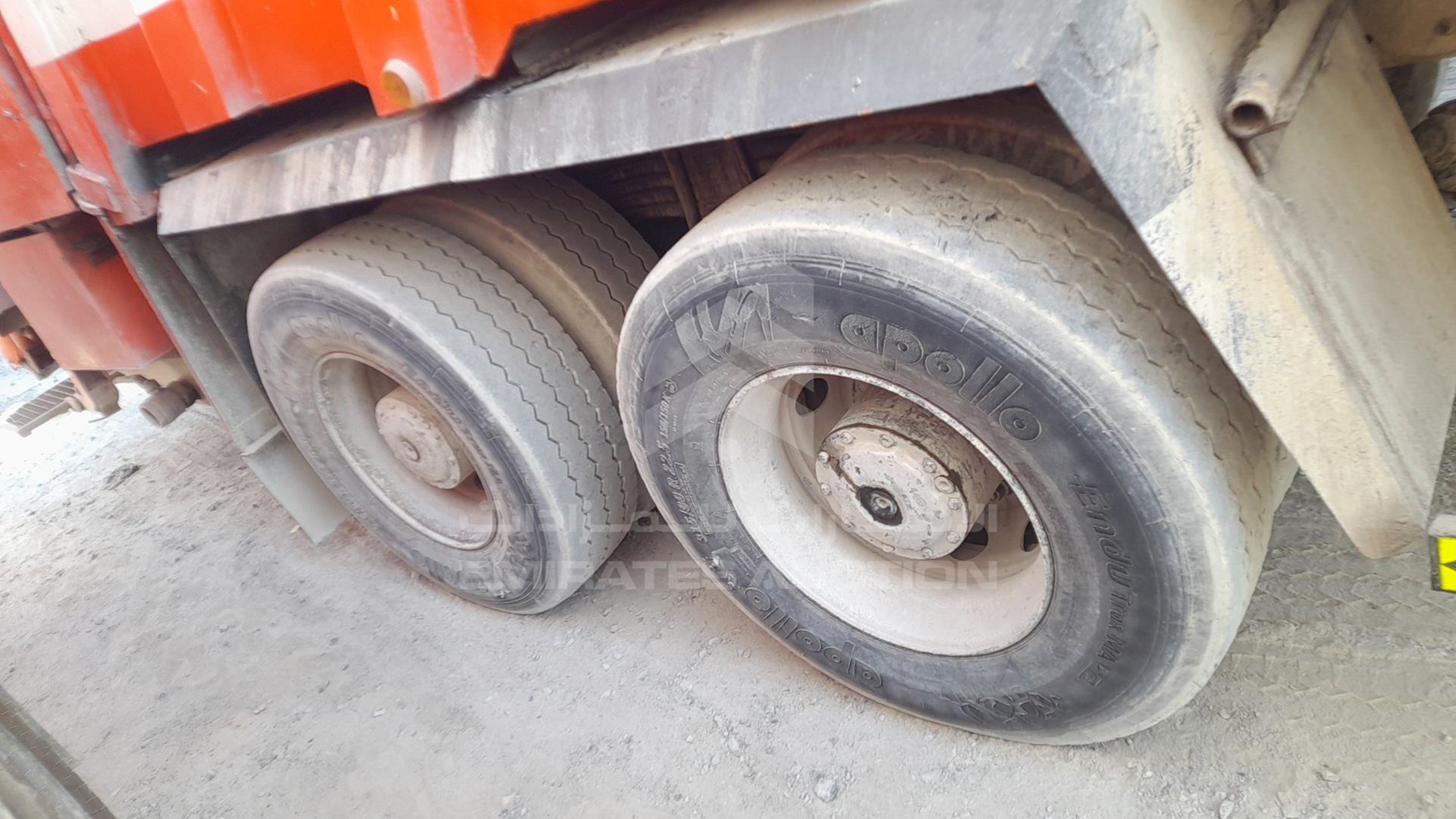 2008 MERCEDES ACTROS VIN: WDAKHCAA58L278979