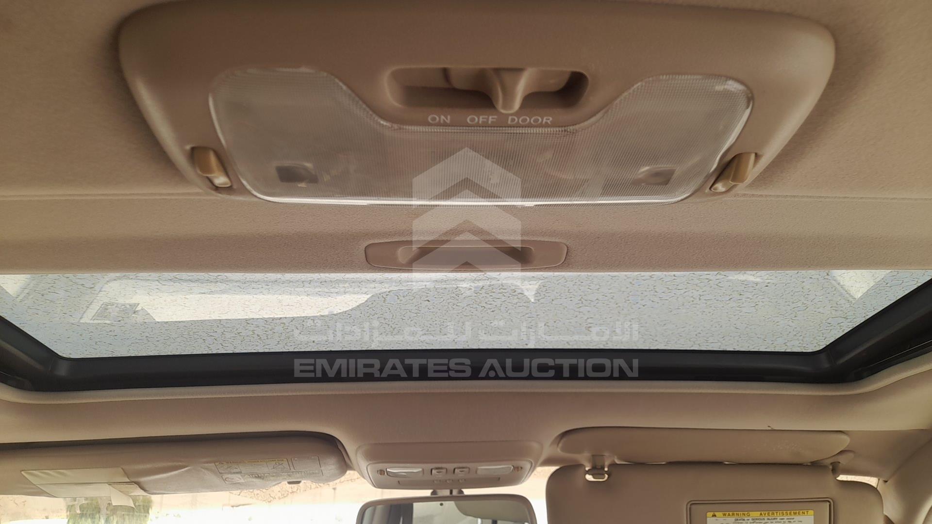 2000 LEXUS LX 470 VIN: JT6HT00W5Y0101679