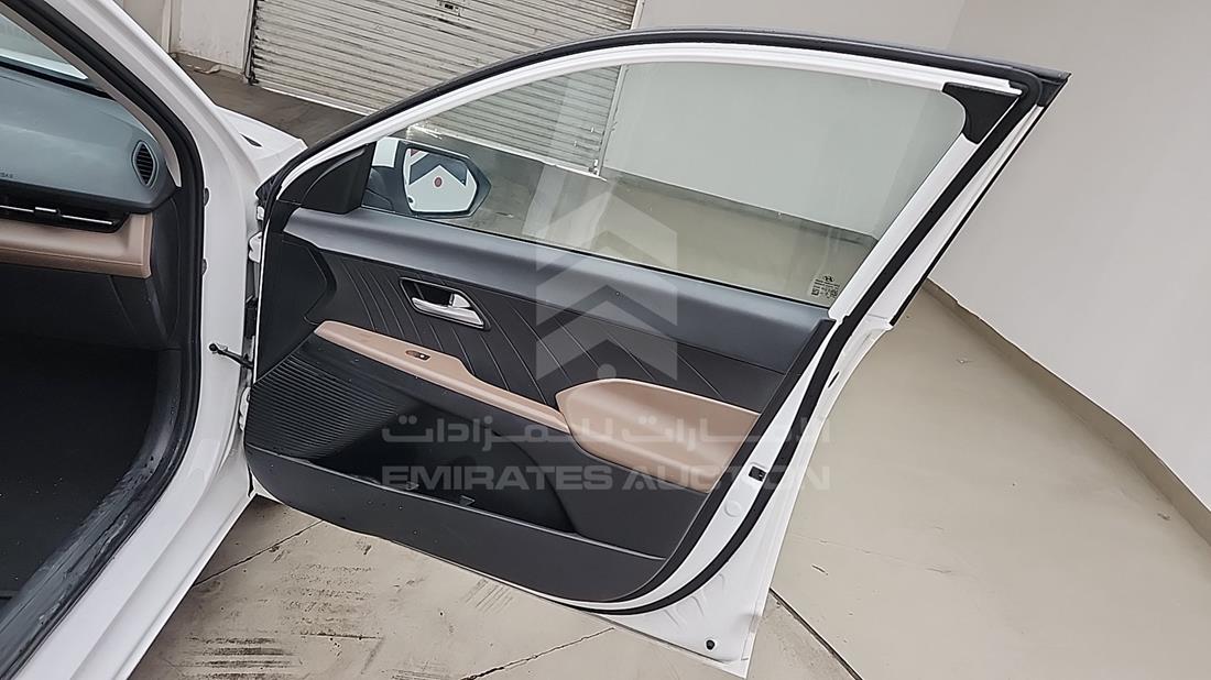 2025 Hyundai Accent — Front Right Door — Photo 30