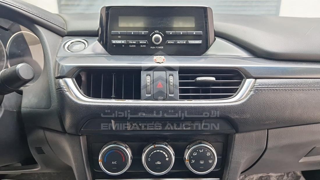 مازدا 6 2016 — نظم الترفيه وكاميرا المراقبة والملاحة — صورة 20