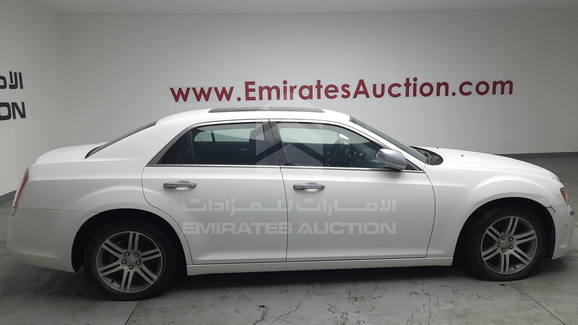 2014 CHRYSLER 300 C VIN: 2C3CCACG6EH118578