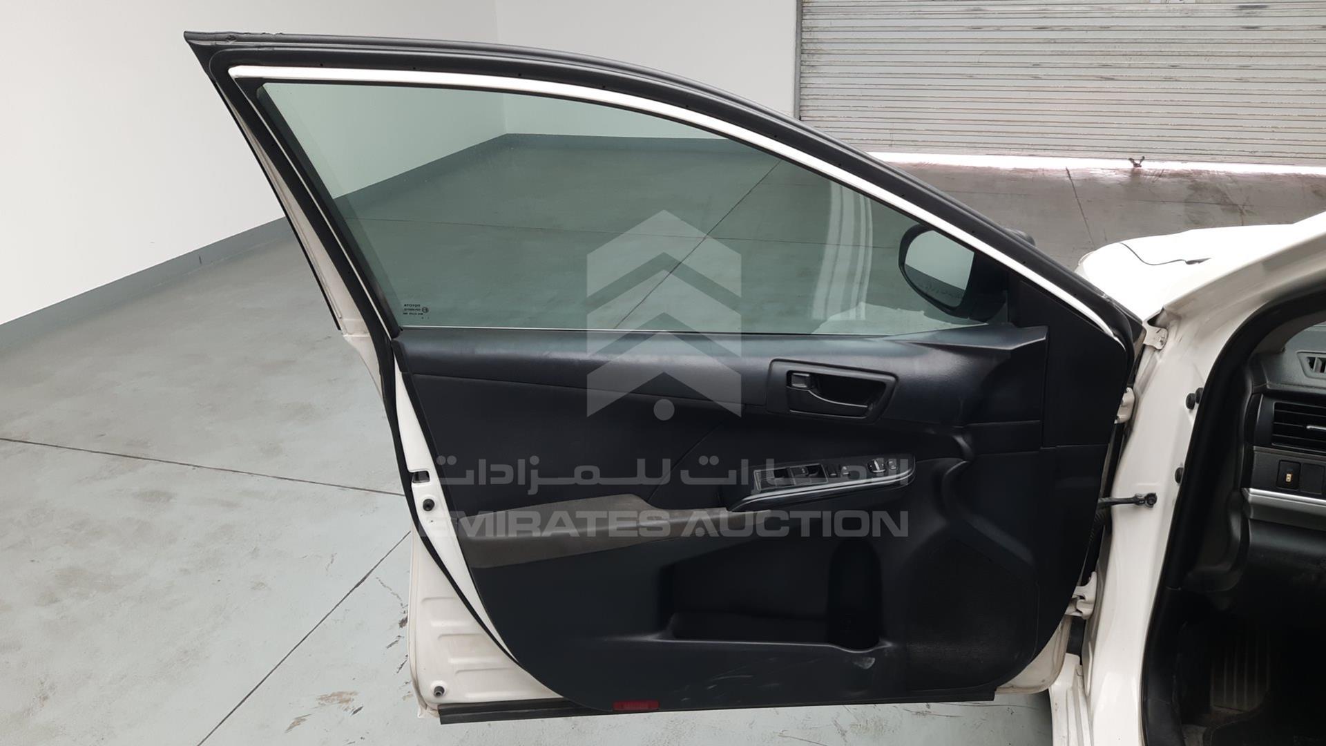 2015 TOYOTA CAMRY VIN: 6T1BF9FK7FX569688
