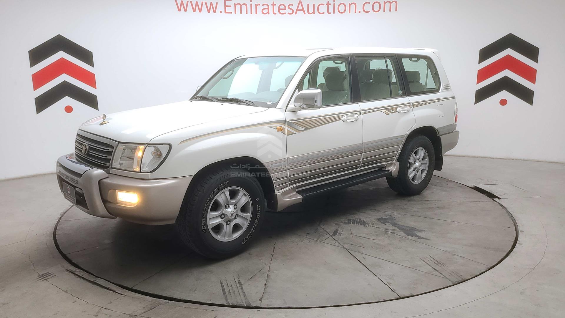 2004 TOYOTA LAND CRUISER VIN: JTEHT05J442060123