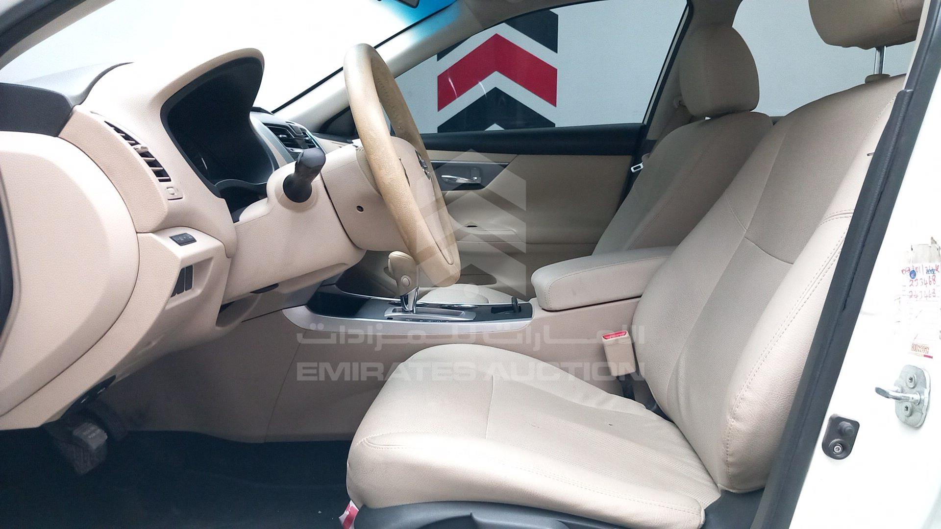 2016 NISSAN ALTIMA VIN: 1N4AL3A93GC104524