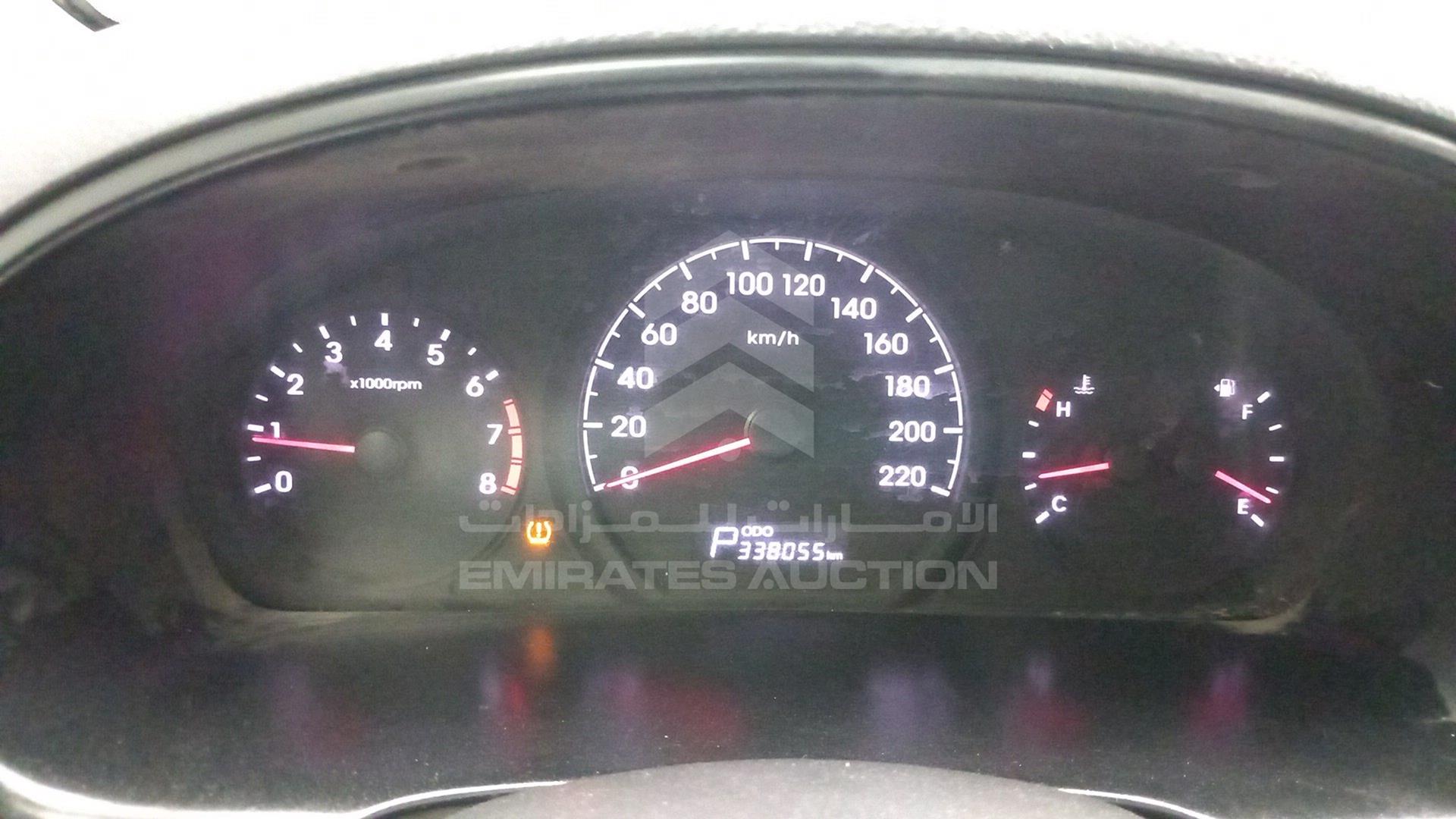 2017 HYUNDAI H1 VIN: KMJWA37R7HU866337