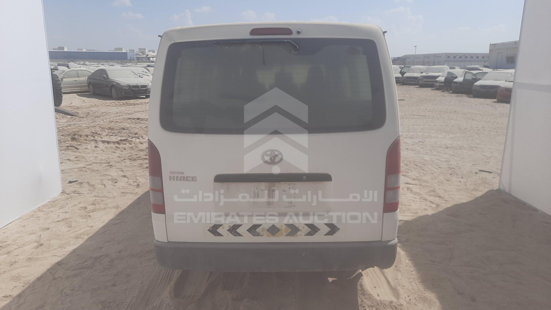 2006 TOYOTA HIACE VIN: JTGJX02P165001716