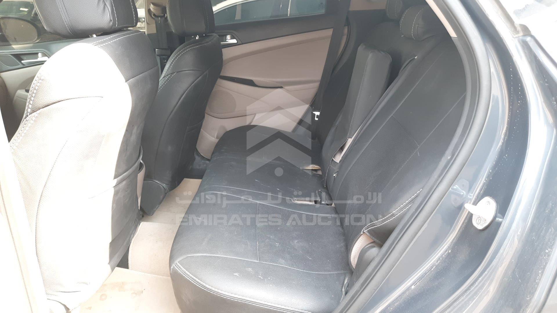 2019 HYUNDAI TUCSON VIN: KM8J33AL1KU963048