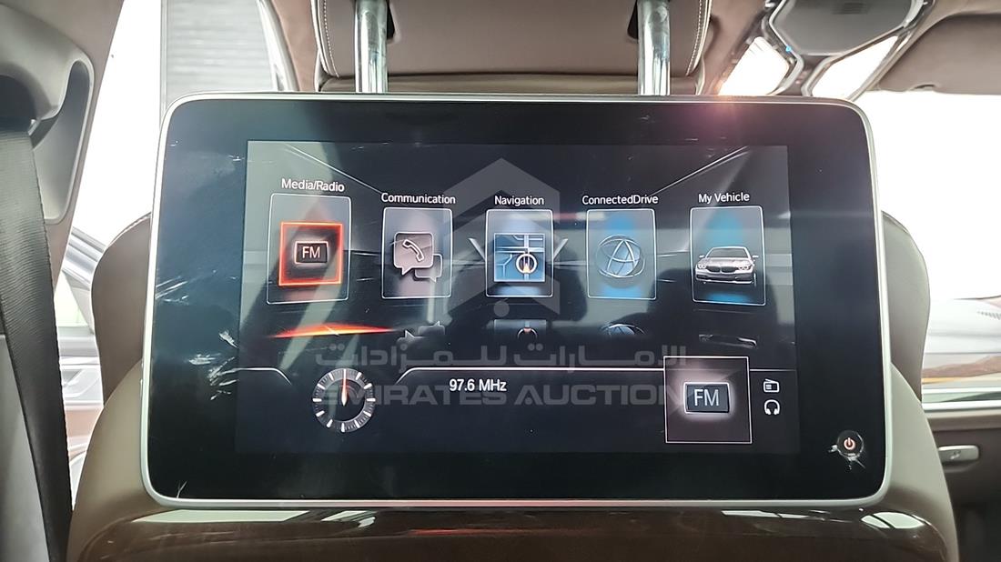 2016 BMW 740 LI — Entertainment Systems & Camera Monitor & Navigation — Photo 20