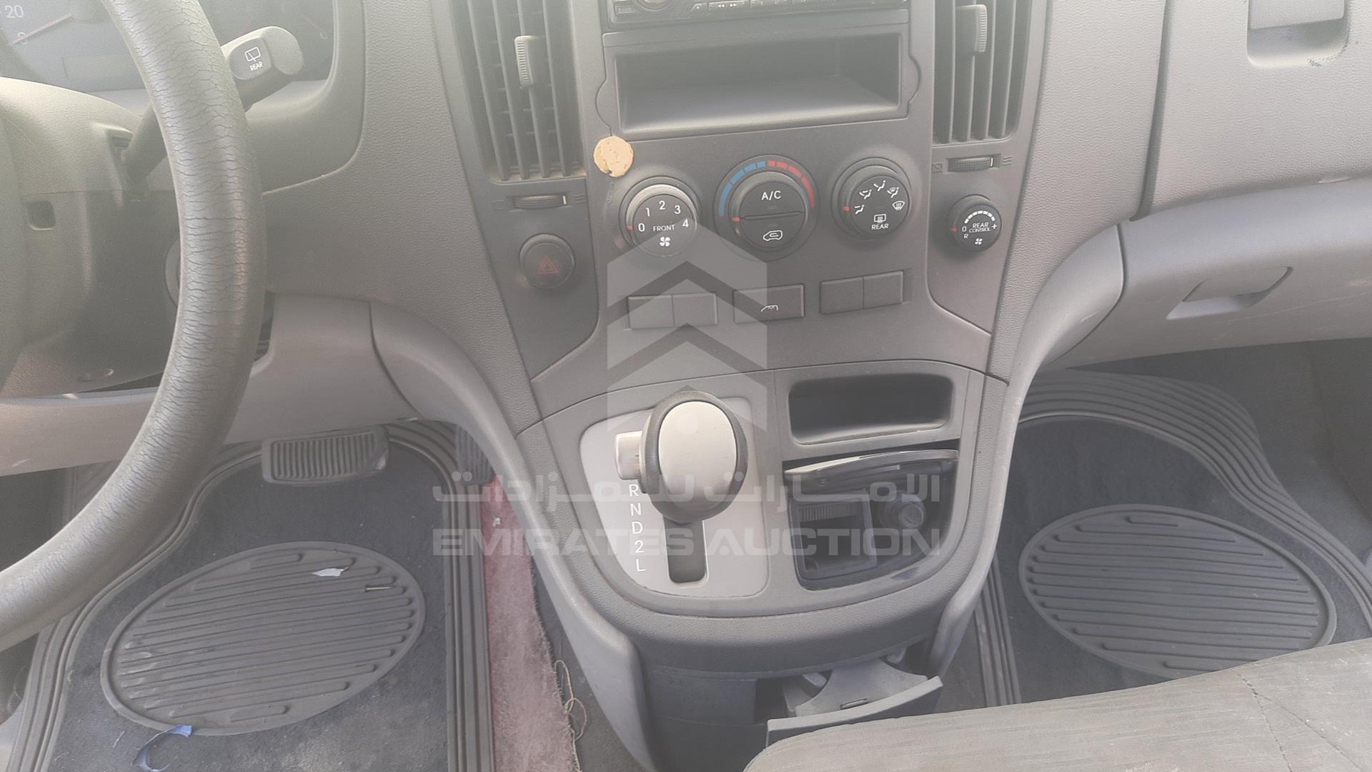 2012 HYUNDAI H1 VIN: KMHWG81RXCU430838