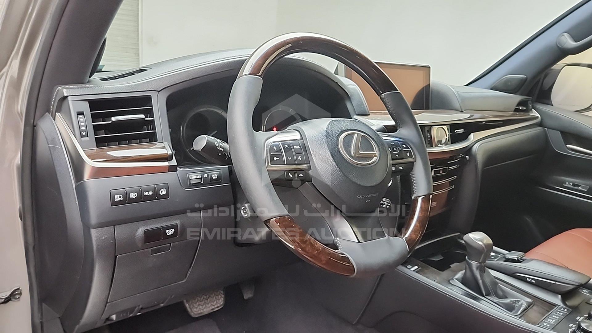 2017 LEXUS LX 570 VIN: JTJHY00W7H4233309