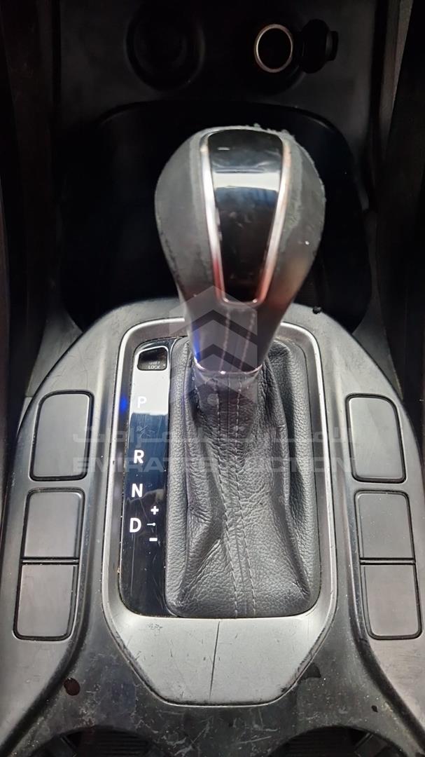 2014 HYUNDAI SANTA FE VIN: KMHSN81E4EU030097