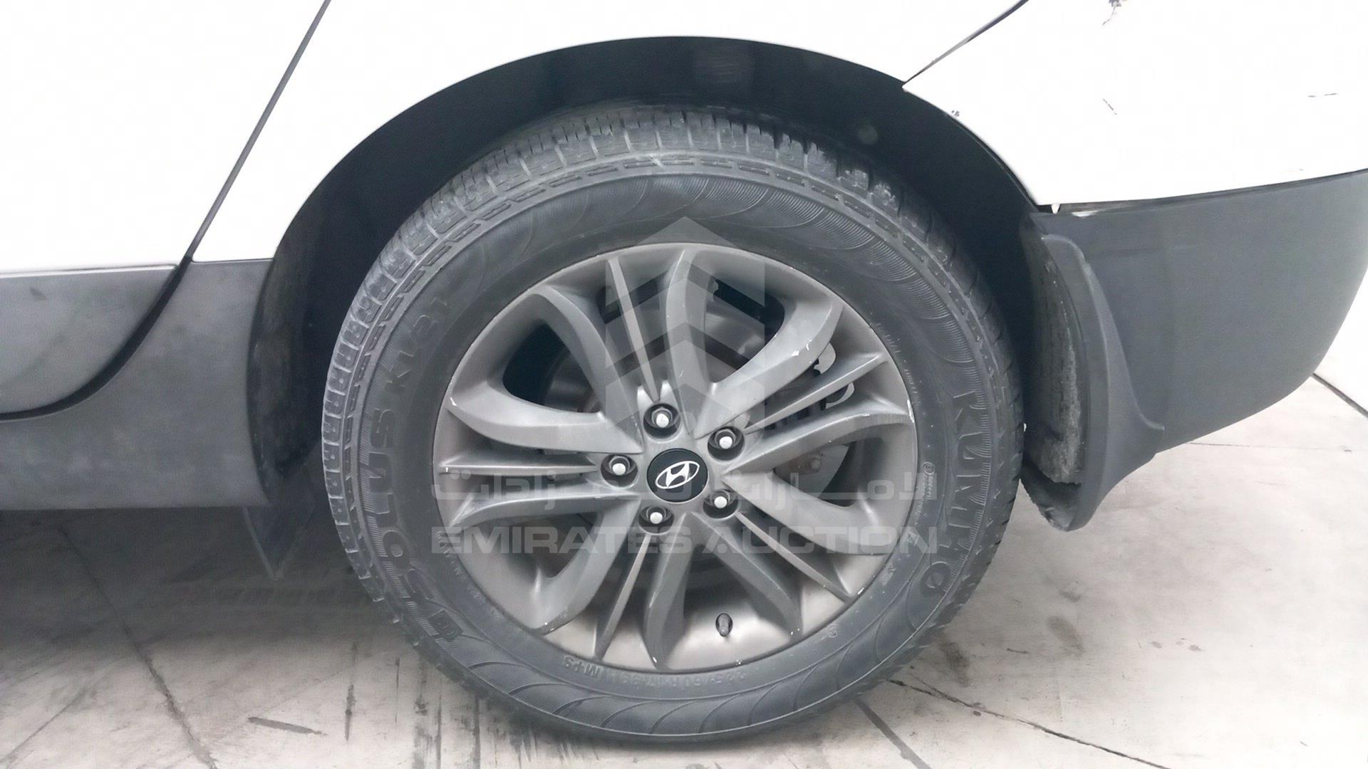 2015 HYUNDAI TUCSON VIN: KMHJT81E0FU045036