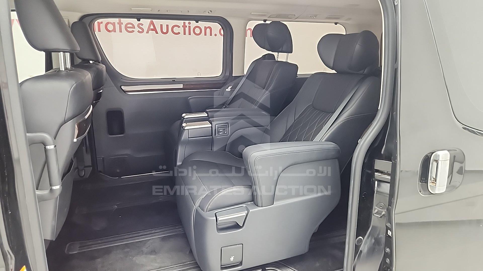 2021 TOYOTA GRANVIA VIN: JTNYM3APXM8001633