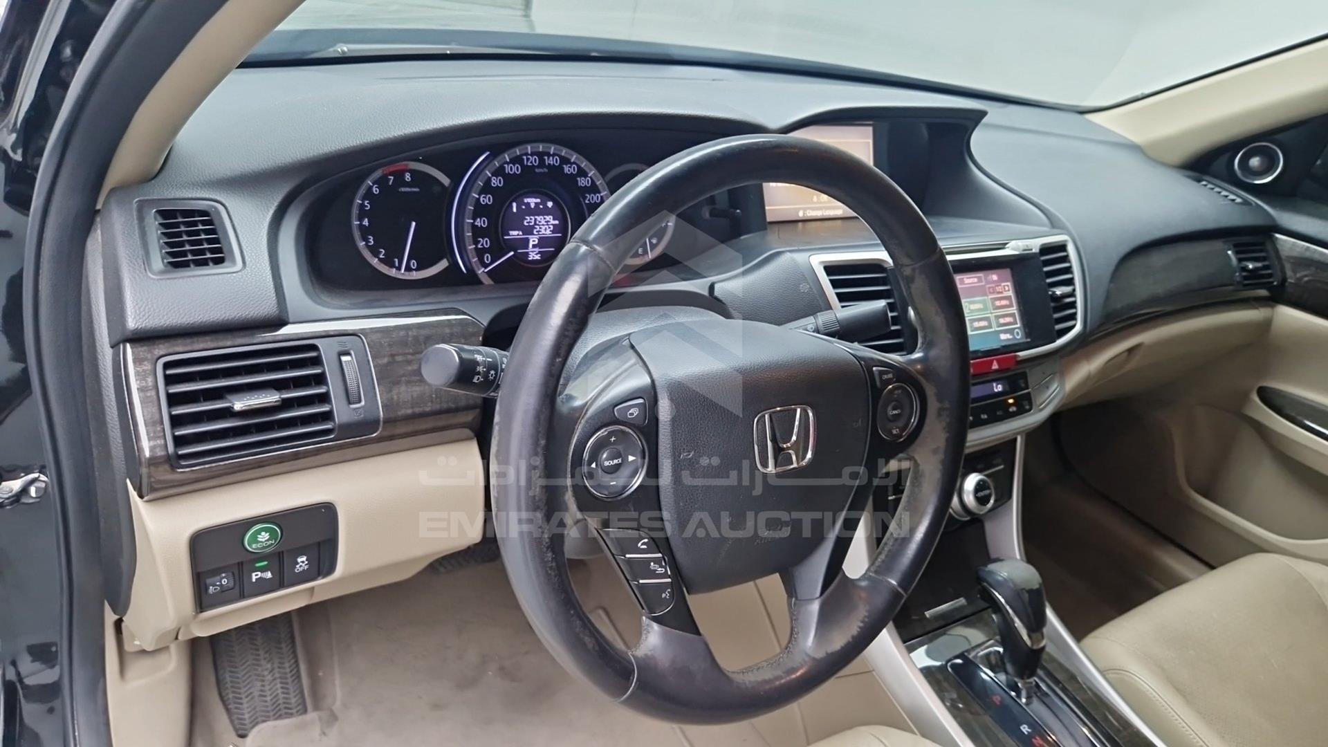 2016 HONDA ACCORD VIN: LUCCR2669G3407975