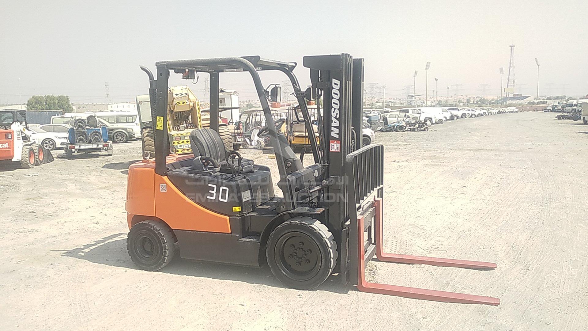 2016 DOOSAN --- VIN: FDA06124010575
