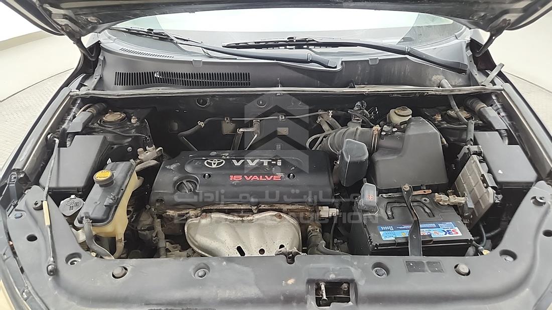 2006 Toyota RAV 4 — Engine Bay — Photo 36