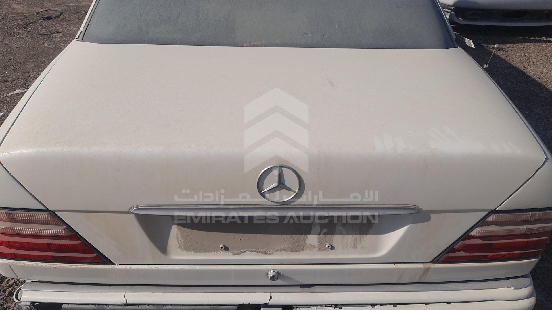 1994 MERCEDES E320 VIN: WDB1240291C117528